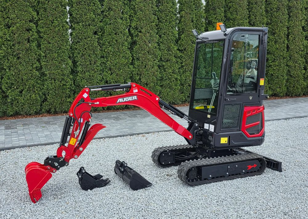 Kubota AUGER NM 18, silnik KUBOTA, ROZSUWANE PODWOZIE - Mini ekskavatorius: foto 3 Kubota AUGER NM 18, silnik KUBOTA, ROZSUWANE PODWOZIE - Mini ekskavatorius: foto 3