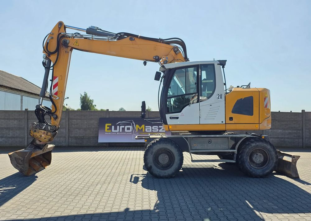 Liebherr A918 COMPACT, 2014 ROK, SW 48 LIKUFIX szybkozłącze - Ratinis ekskavatorius: foto 2 Liebherr A918 COMPACT, 2014 ROK, SW 48 LIKUFIX szybkozłącze - Ratinis ekskavatorius: foto 2
