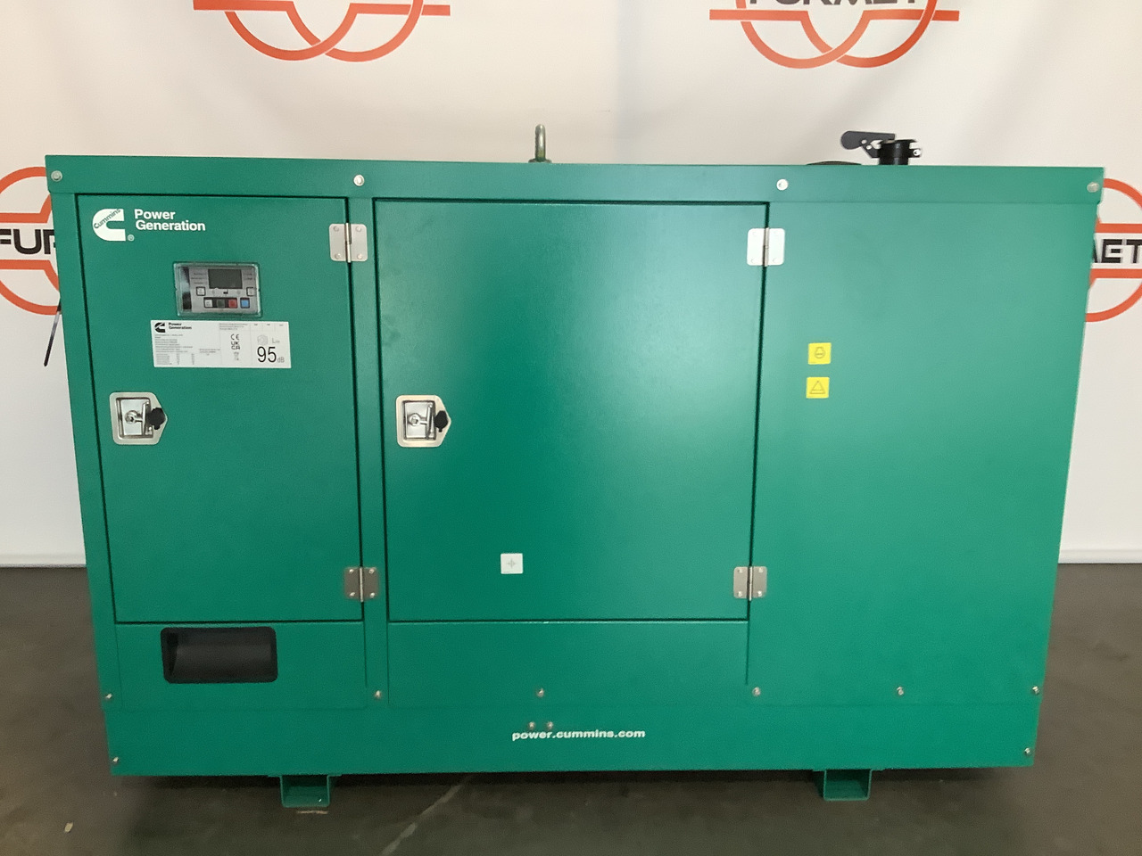Cummins C55D5EQ. 55KVA Generator. Brand new. - Elektrinis generatorius: foto 1 Cummins C55D5EQ. 55KVA Generator. Brand new. - Elektrinis generatorius: foto 1
