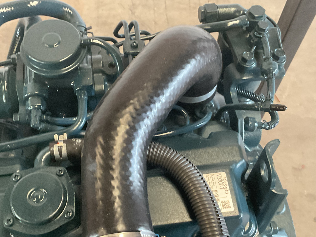 Kubota V3307 Di-T - Variklis: foto 4 Kubota V3307 Di-T - Variklis: foto 4