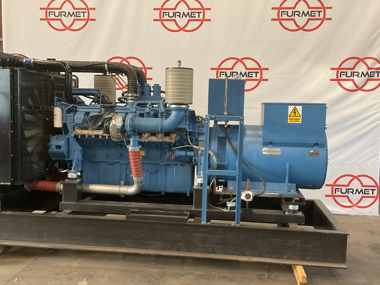 MTU 16V2000, 900KVA generatorset. Like brand new. Low standby hours - Elektrinis generatorius: foto 3 MTU 16V2000, 900KVA generatorset. Like brand new. Low standby hours - Elektrinis generatorius: foto 3
