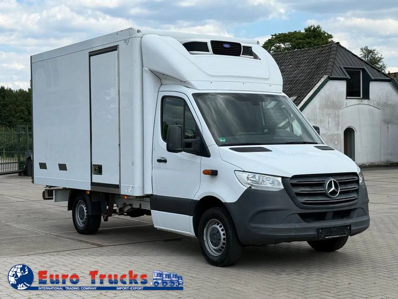 Mercedes-Benz Sprinter 316 - Furgonas šaldytuvas: foto 3 Mercedes-Benz Sprinter 316 - Furgonas šaldytuvas: foto 3