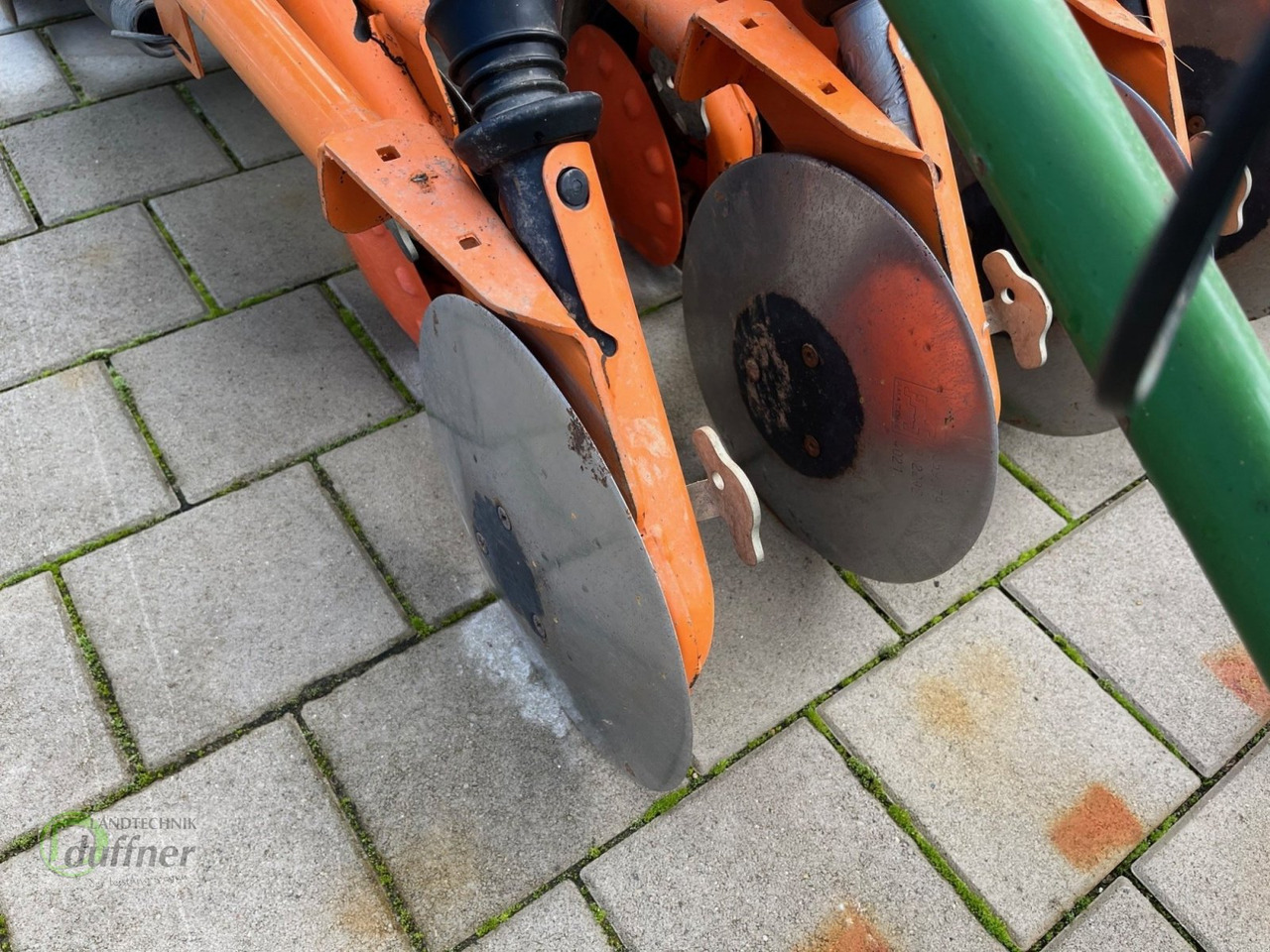 Amazone KE 303 + AD 303 - Kombinuota sėjamoji: foto 3 Amazone KE 303 + AD 303 - Kombinuota sėjamoji: foto 3