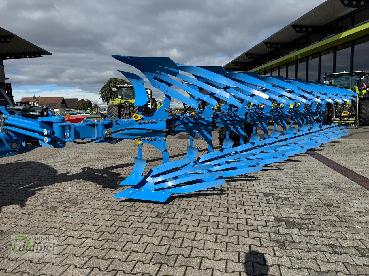 Lemken Diamant 16 VU 7+1 100 hydr. Steinsicherung - Plūgas: foto 1 Lemken Diamant 16 VU 7+1 100 hydr. Steinsicherung - Plūgas: foto 1