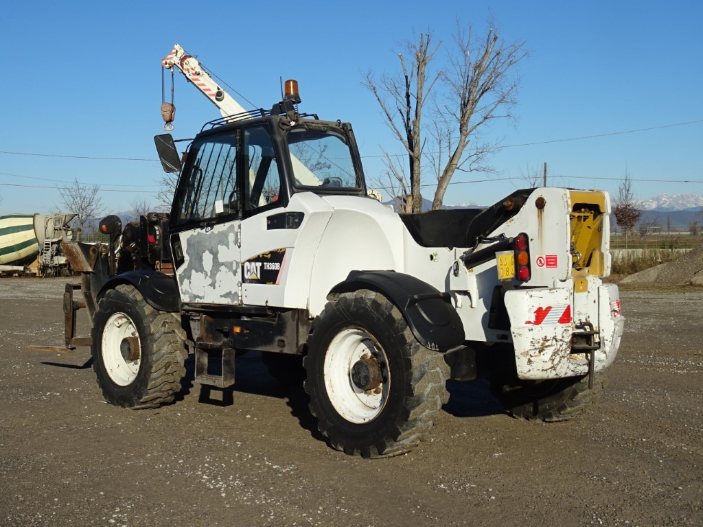 CATERPILLAR TH360B - Teleskopinis krautuvas: foto 5 CATERPILLAR TH360B - Teleskopinis krautuvas: foto 5