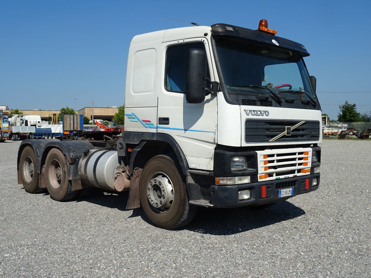 VOLVO FM12 420T 6X4 - Vilkikas: foto 4 VOLVO FM12 420T 6X4 - Vilkikas: foto 4