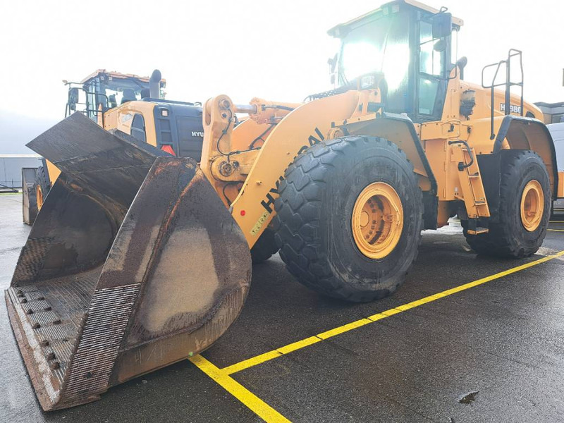 Hyundai HL980 - Ratinis krautuvas: foto 1 Hyundai HL980 - Ratinis krautuvas: foto 1