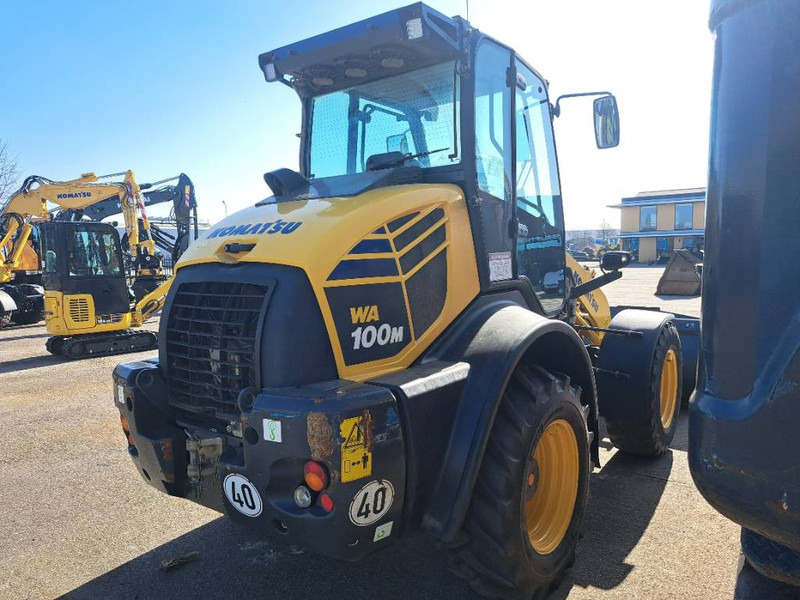 Komatsu WA100-8E0 - Ratinis krautuvas: foto 3 Komatsu WA100-8E0 - Ratinis krautuvas: foto 3