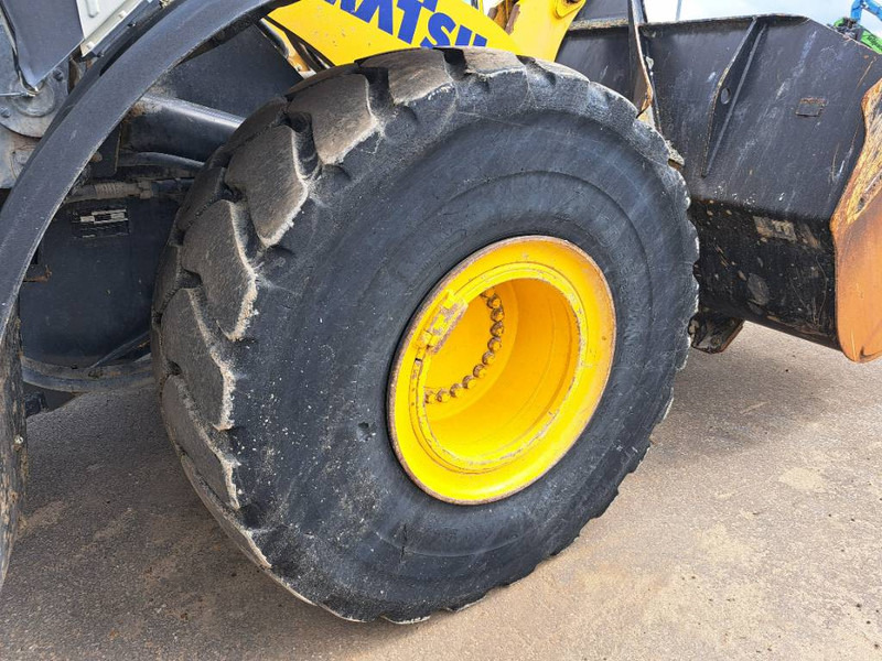 Ratinis krautuvas Komatsu WA475-10E0: foto 9