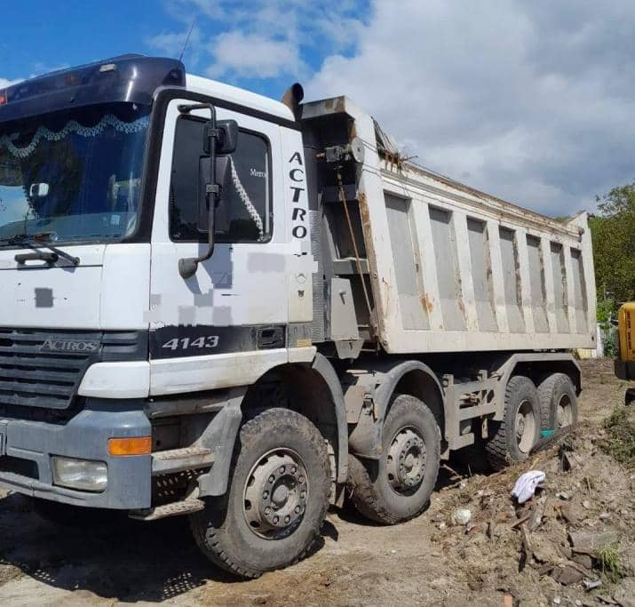 MERCEDES-BENZ Actros 4143 - Platforminis/ Bortinis sunkvežimis: foto 3 MERCEDES-BENZ Actros 4143 - Platforminis/ Bortinis sunkvežimis: foto 3