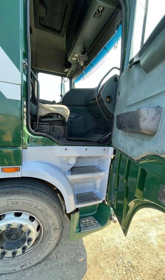 DAF XF 95.430 Tractor unit - Vilkikas: foto 3 DAF XF 95.430 Tractor unit - Vilkikas: foto 3