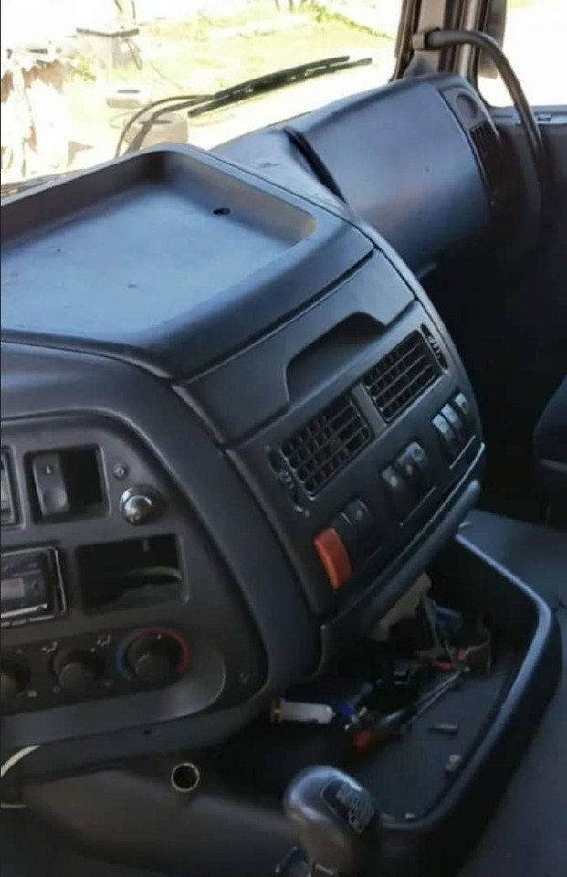 DAF XF 95 - Vilkikas: foto 5 DAF XF 95 - Vilkikas: foto 5
