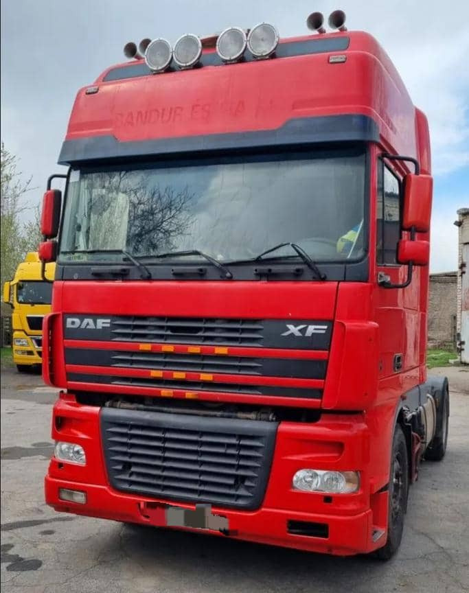 DAF XF 95 - Vilkikas: foto 1 DAF XF 95 - Vilkikas: foto 1