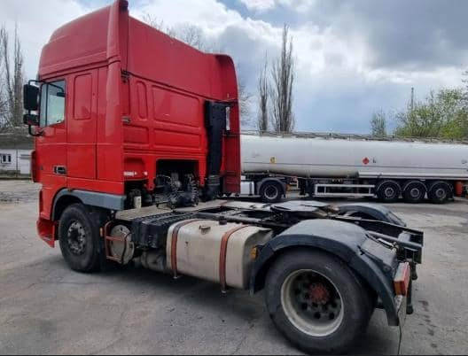 DAF XF 95 - Vilkikas: foto 4 DAF XF 95 - Vilkikas: foto 4