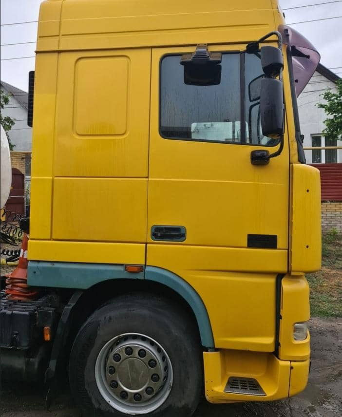 DAF XF 95 Tractor unit - Vilkikas: foto 3 DAF XF 95 Tractor unit - Vilkikas: foto 3