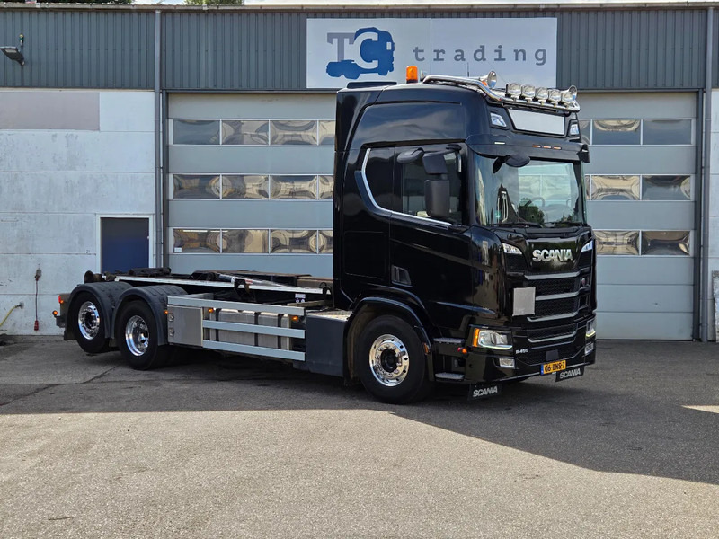 Scania R450 6x2 VDL haaksysteem - Hook-lift sunkvežimis: foto 2 Scania R450 6x2 VDL haaksysteem - Hook-lift sunkvežimis: foto 2