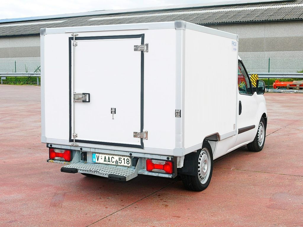 Fiat 1.3 DOBLO KUHLKOFFER RELEC FROD TR15 -20C - Furgonas šaldytuvas: foto 5 Fiat 1.3 DOBLO KUHLKOFFER RELEC FROD TR15 -20C - Furgonas šaldytuvas: foto 5