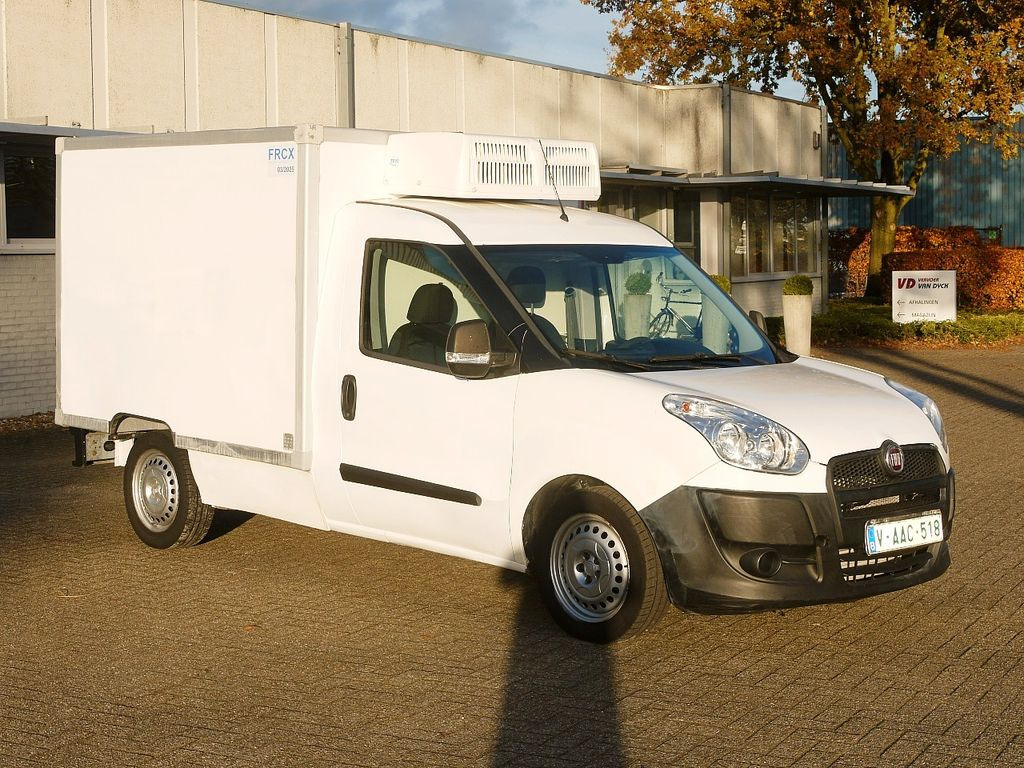 Fiat DOBLO 1.6 KUHLKOFFER CARRIER XARIOS -20 / AIRCO - Furgonas šaldytuvas: foto 2 Fiat DOBLO 1.6 KUHLKOFFER CARRIER XARIOS -20 / AIRCO - Furgonas šaldytuvas: foto 2
