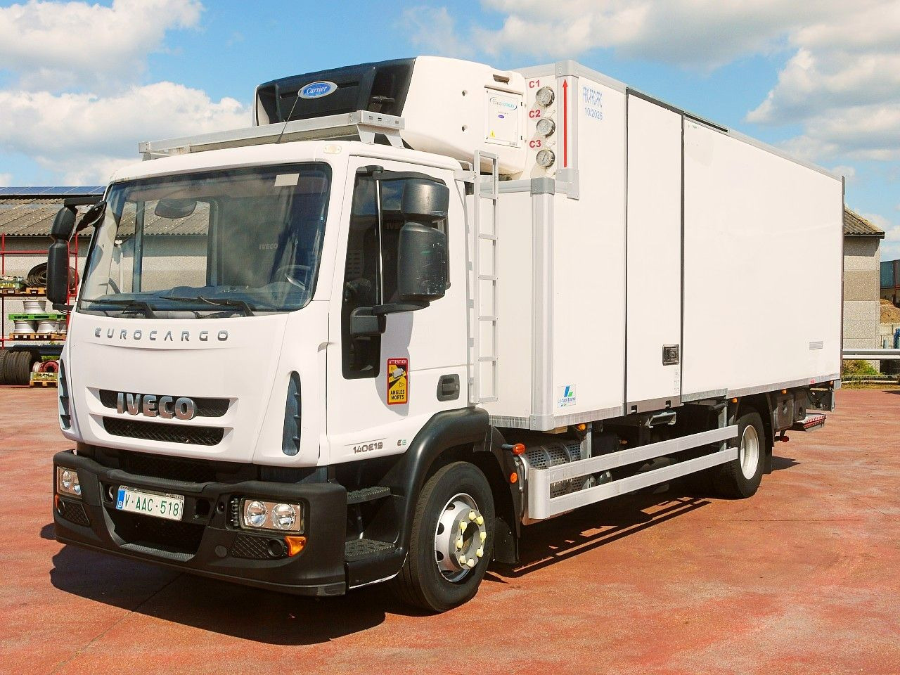 Iveco 140E19 EUROCARGO KUHLKOFFER CARRIER SUPRA 1250MT - Refrižeratorius sunkvežimis: foto 3 Iveco 140E19 EUROCARGO KUHLKOFFER CARRIER SUPRA 1250MT - Refrižeratorius sunkvežimis: foto 3