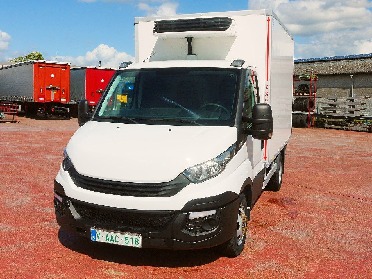 Iveco 35C14 KUHLKOFFER CARRIER XARIOS 350 -20C - Furgonas šaldytuvas: foto 5 Iveco 35C14 KUHLKOFFER CARRIER XARIOS 350 -20C - Furgonas šaldytuvas: foto 5