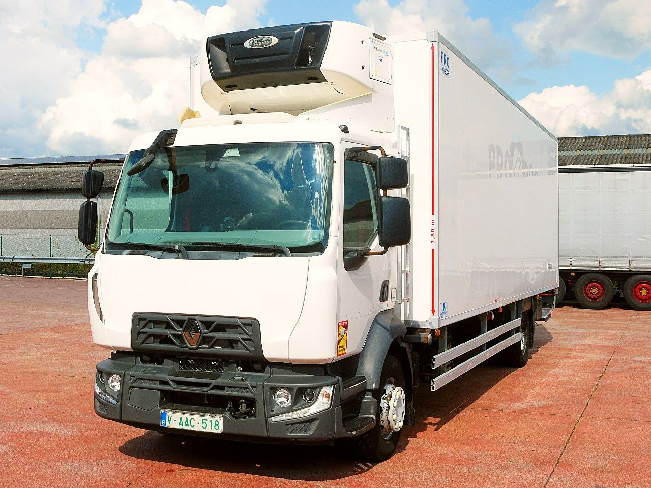 Renault D 16 250 KUHLKOFER CARRIER SUPRA 850 / KLIMA A/C - Refrižeratorius sunkvežimis: foto 5 Renault D 16 250 KUHLKOFER CARRIER SUPRA 850 / KLIMA A/C - Refrižeratorius sunkvežimis: foto 5