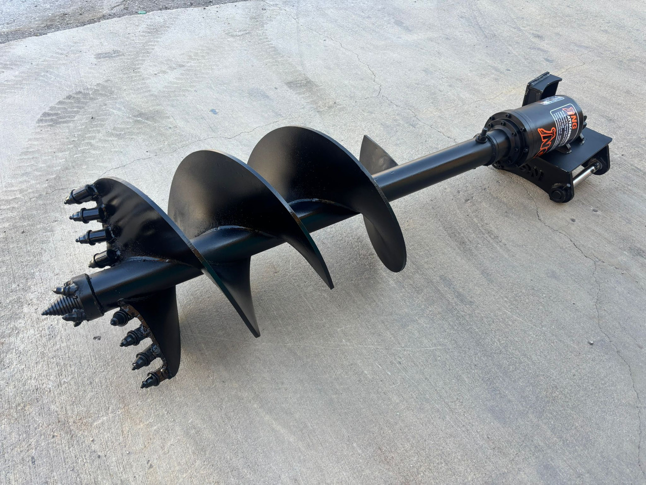 HYDRAULIC AUGER ATTACHMENT - Žemės grąžtas - Ekskavatorius: foto 1 HYDRAULIC AUGER ATTACHMENT - Žemės grąžtas - Ekskavatorius: foto 1