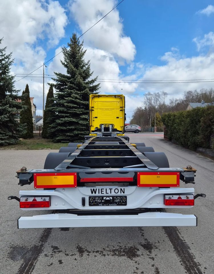 Wielton Podkontenerowa - Konteineris-vežimus/ Sukeisti kūną puspriekabė: foto 4 Wielton Podkontenerowa - Konteineris-vežimus/ Sukeisti kūną puspriekabė: foto 4