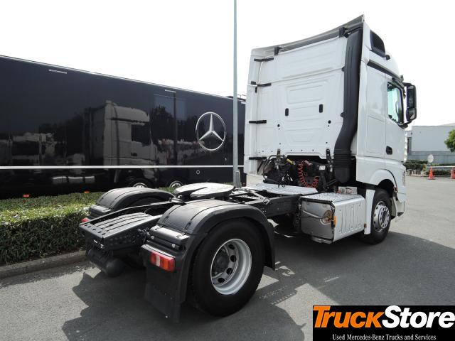 Mercedes-Benz Actros 1843 LS - Vilkikas: foto 4 Mercedes-Benz Actros 1843 LS - Vilkikas: foto 4