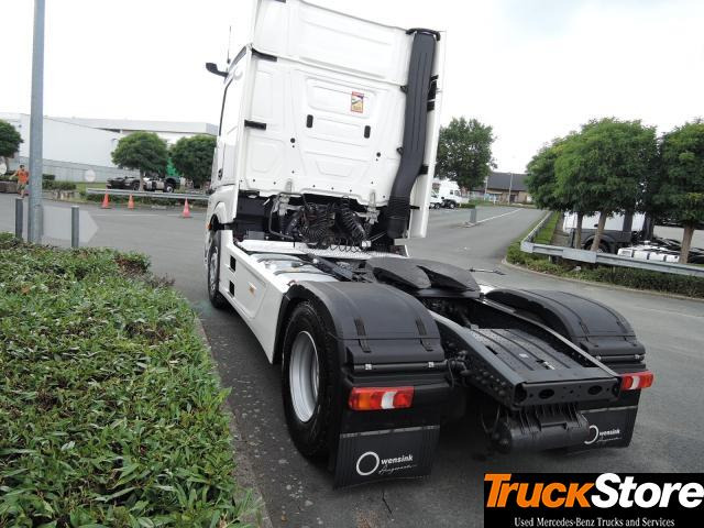 Mercedes-Benz Actros 1845 LS - Vilkikas: foto 5 Mercedes-Benz Actros 1845 LS - Vilkikas: foto 5