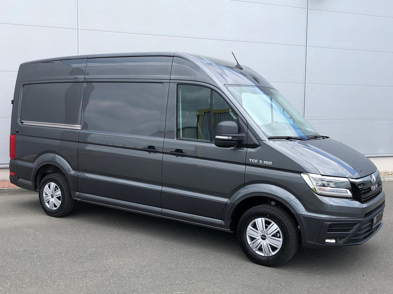 MAN TGE 3.160 L3H3 Kasten LED AHK NAVI GRA RWD SITZH - Krovininis mikroautobusas: foto 2 MAN TGE 3.160 L3H3 Kasten LED AHK NAVI GRA RWD SITZH - Krovininis mikroautobusas: foto 2