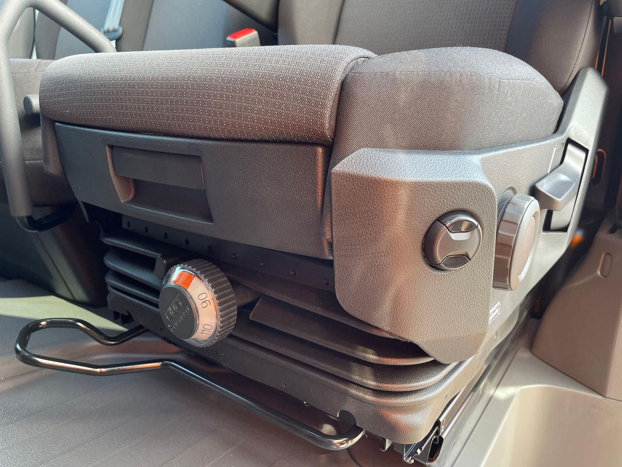 Lengvasis automobilis MAN TGE 3.180 Kasten L3H2 4x4 AUTOM ACC NAVI: foto 33