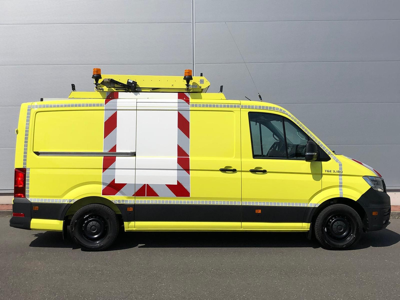 MAN TGE 3.180 L3H2 BF 4 BEGLEITFAHRZEUG ACC LED NAVI - Krovininis mikroautobusas: foto 5 MAN TGE 3.180 L3H2 BF 4 BEGLEITFAHRZEUG ACC LED NAVI - Krovininis mikroautobusas: foto 5