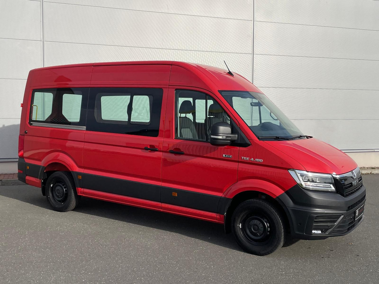 MAN TGE 3.180 L3H3 4x4 FEUERWEHR LED TEMPOMAT - Keleivinis furgonas: foto 2 MAN TGE 3.180 L3H3 4x4 FEUERWEHR LED TEMPOMAT - Keleivinis furgonas: foto 2