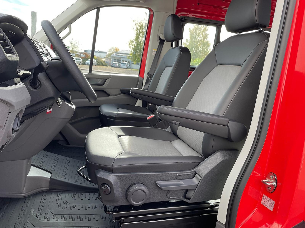 Keleivinis furgonas MAN TGE 3.180 L3H3 4x4 FEUERWEHR LED TEMPOMAT: foto 12 Keleivinis furgonas MAN TGE 3.180 L3H3 4x4 FEUERWEHR LED TEMPOMAT: foto 12