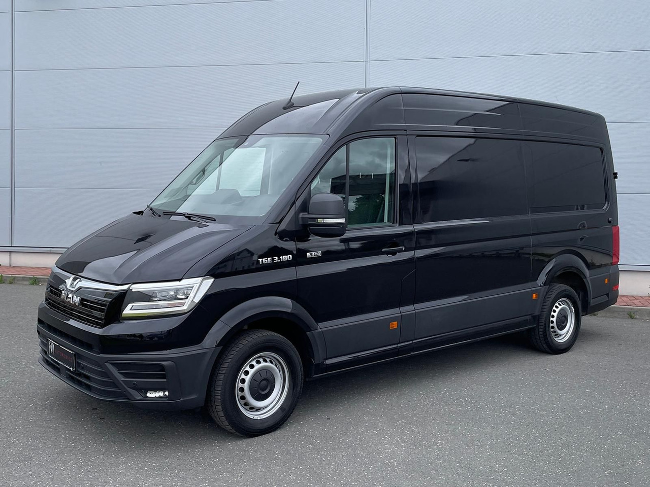 MAN TGE 3.180 L3H3 Kasten 4x4 AUTOM DIFF AHK ACC NAV - Krovininis mikroautobusas: foto 1 MAN TGE 3.180 L3H3 Kasten 4x4 AUTOM DIFF AHK ACC NAV - Krovininis mikroautobusas: foto 1
