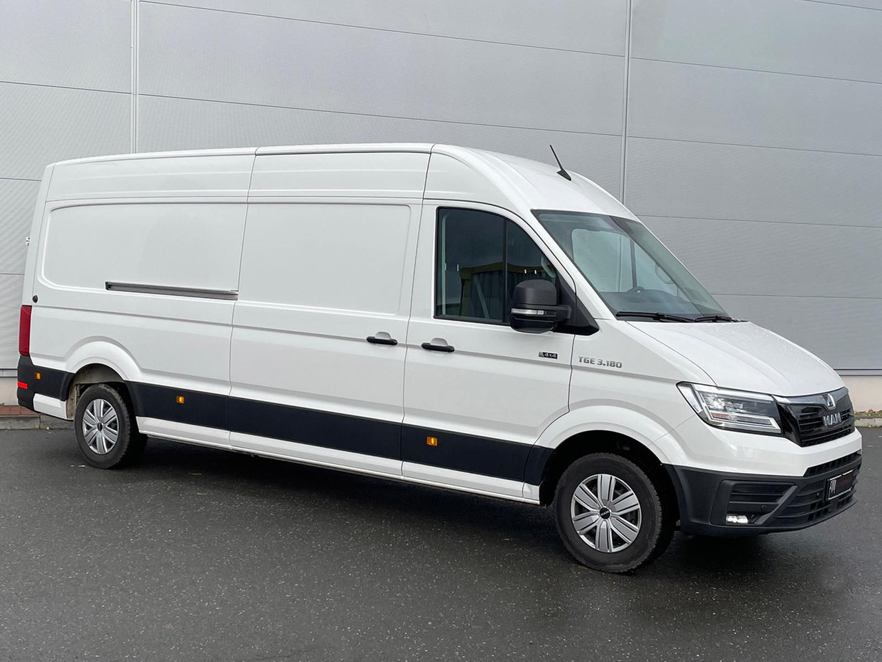 MAN TGE 3.180 L4H3 Kasten 4x4 LED TEMPOMAT DIFF AHK - Krovininis mikroautobusas: foto 2 MAN TGE 3.180 L4H3 Kasten 4x4 LED TEMPOMAT DIFF AHK - Krovininis mikroautobusas: foto 2