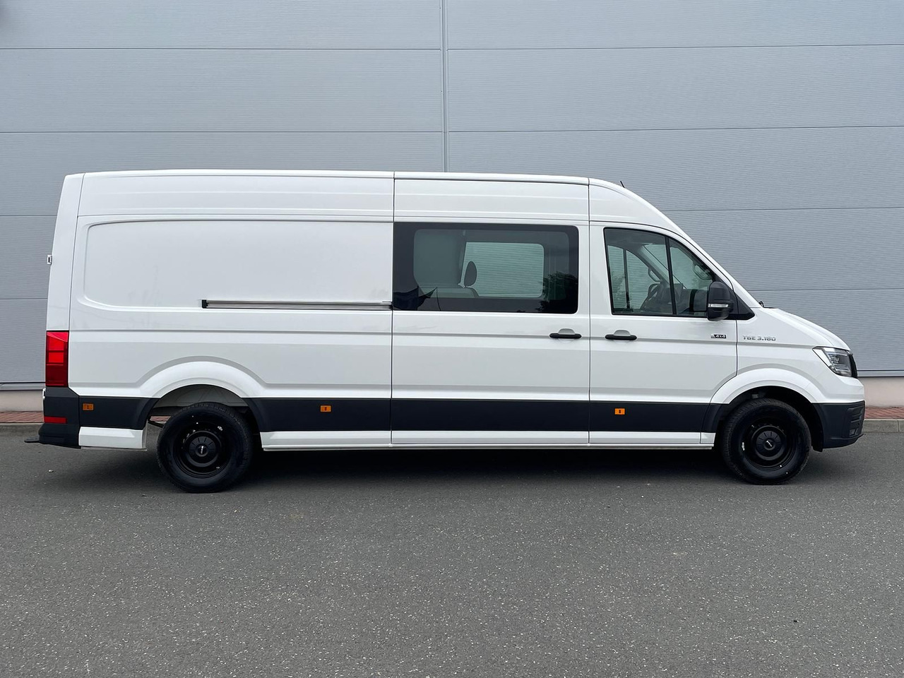 MAN TGE 3.180 L4H3 MIXTO 4x4 Autom STANDH LED KAMERA - Lengvasis automobilis: foto 5 MAN TGE 3.180 L4H3 MIXTO 4x4 Autom STANDH LED KAMERA - Lengvasis automobilis: foto 5