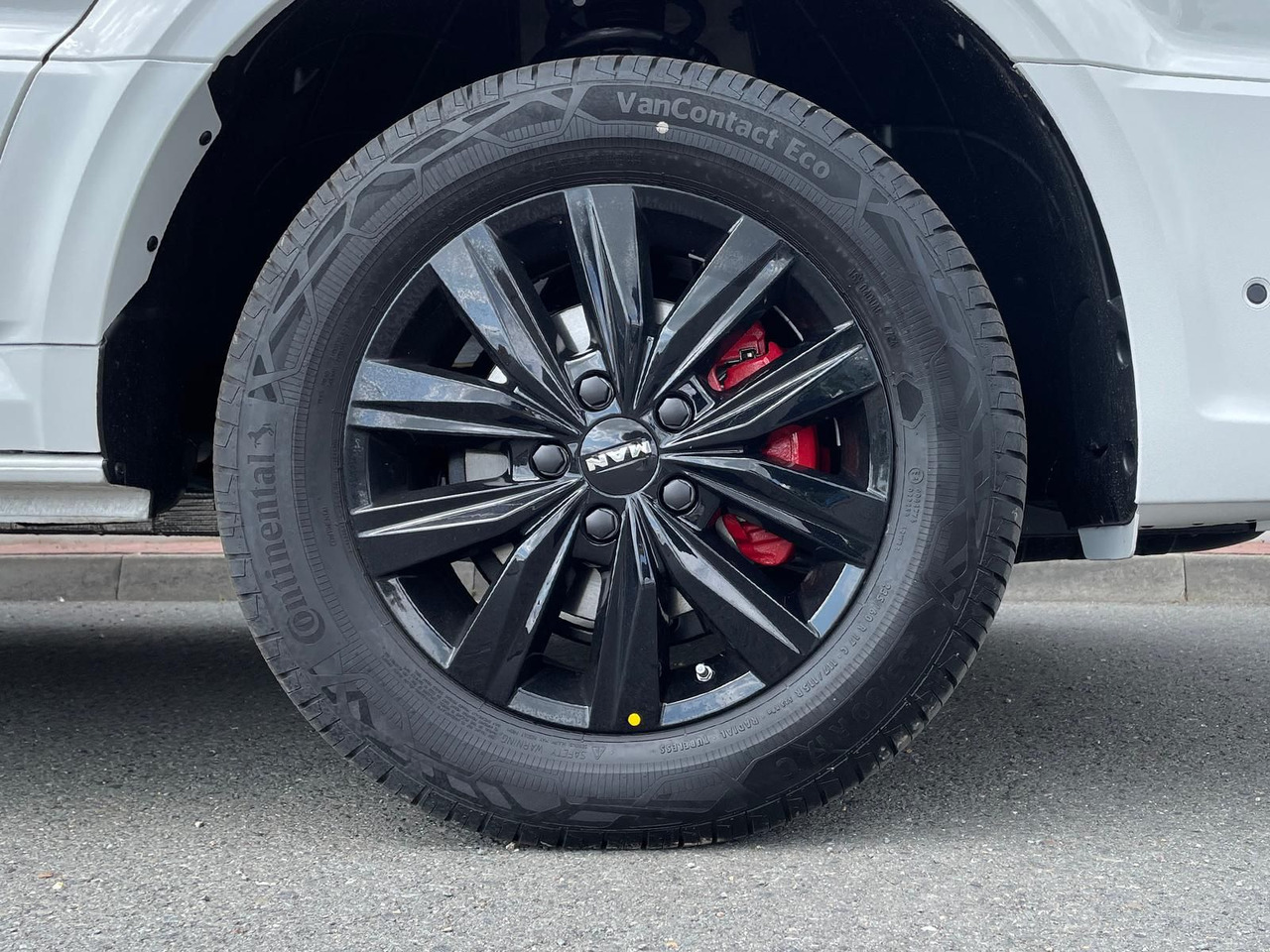 Krovininis mikroautobusas, Komercinis automobilis su dviguba kabina MAN TGE 3.200 L3H2 MIXTO 4x4 Individual S ACC STHZ: foto 27