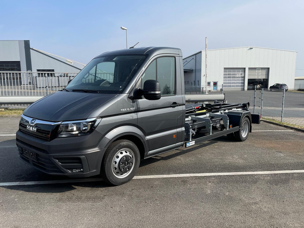 MAN TGE 6.160 Fahrgestell L4 Multilift Abrollkipper - Važiuoklės sunkvežimis: foto 1 MAN TGE 6.160 Fahrgestell L4 Multilift Abrollkipper - Važiuoklės sunkvežimis: foto 1