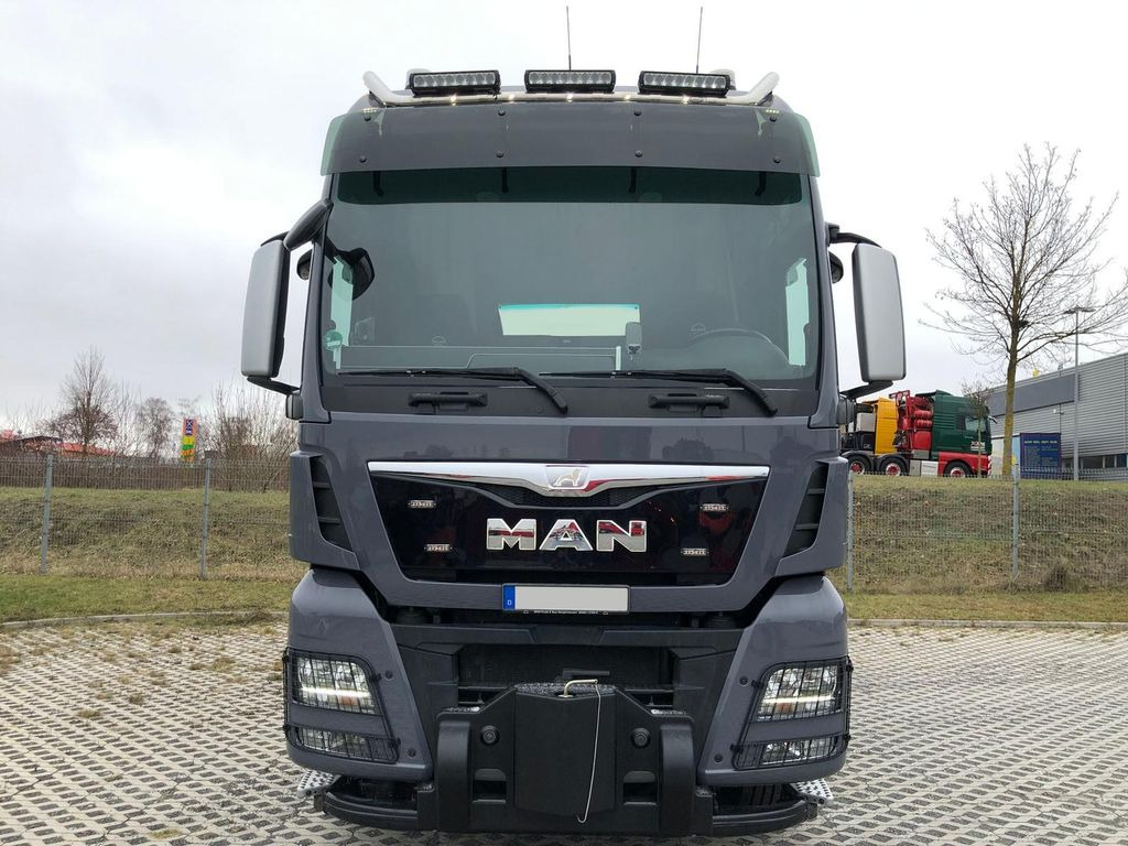 MAN TGX 41.640 8x4 Euro 6,Schwerlast 250t - Vilkikas: foto 3 MAN TGX 41.640 8x4 Euro 6,Schwerlast 250t - Vilkikas: foto 3