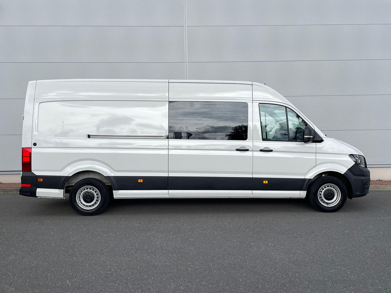 Volkswagen Crafter MIXTO 35 L4H3 KAMERA KLIMA SITZHZ DAB - Krovininis mikroautobusas, Komercinis automobilis su dviguba kabina: foto 5 Volkswagen Crafter MIXTO 35 L4H3 KAMERA KLIMA SITZHZ DAB - Krovininis mikroautobusas, Komercinis automobilis su dviguba kabina: foto 5