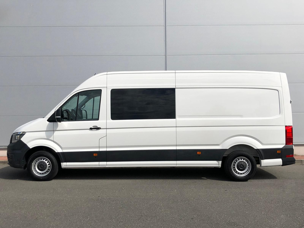 Volkswagen Crafter MIXTO 35 L4H3 KAMERA KLIMA SITZHZ DAB - Krovininis mikroautobusas, Komercinis automobilis su dviguba kabina: foto 5 Volkswagen Crafter MIXTO 35 L4H3 KAMERA KLIMA SITZHZ DAB - Krovininis mikroautobusas, Komercinis automobilis su dviguba kabina: foto 5