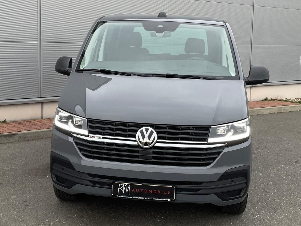 Volkswagen T6.1 Transporter 4MOTION NAVI STANDHZ ACC PDC - Mikroautobusas, Keleivinis furgonas: foto 3 Volkswagen T6.1 Transporter 4MOTION NAVI STANDHZ ACC PDC - Mikroautobusas, Keleivinis furgonas: foto 3