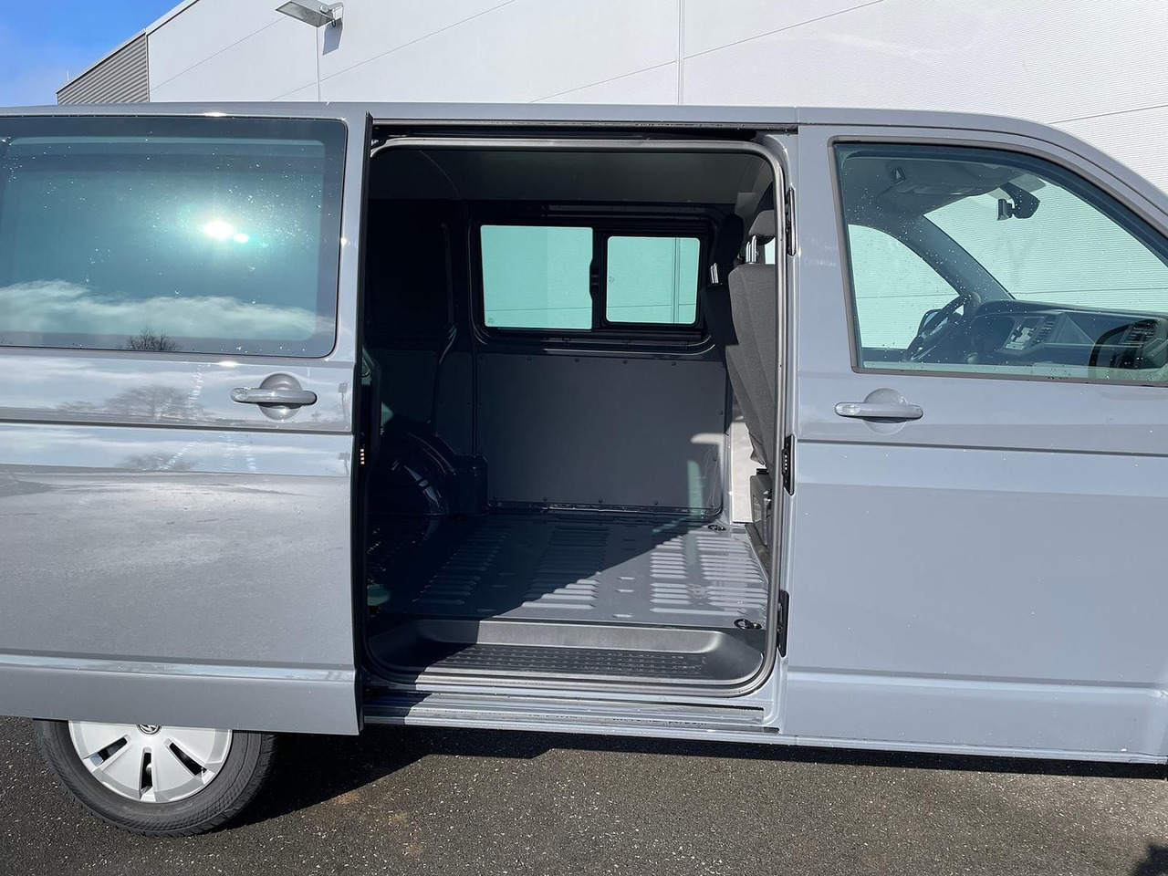 Keleivinis furgonas Volkswagen T6.1 Transporter Kasten 4M ACC PDC KAMERA STANDH: foto 10