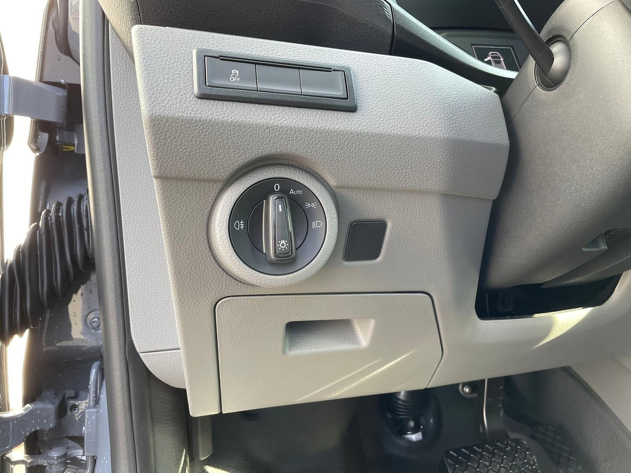 Keleivinis furgonas Volkswagen T6.1 Transporter Kasten 4M ACC PDC KAMERA STANDH: foto 30