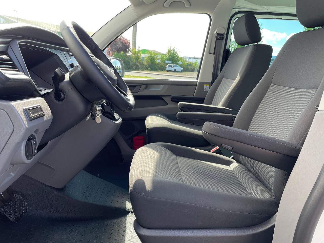 Keleivinis furgonas Volkswagen T6.1 Transporter Kasten 4M ACC PDC KAMERA STANDH: foto 28