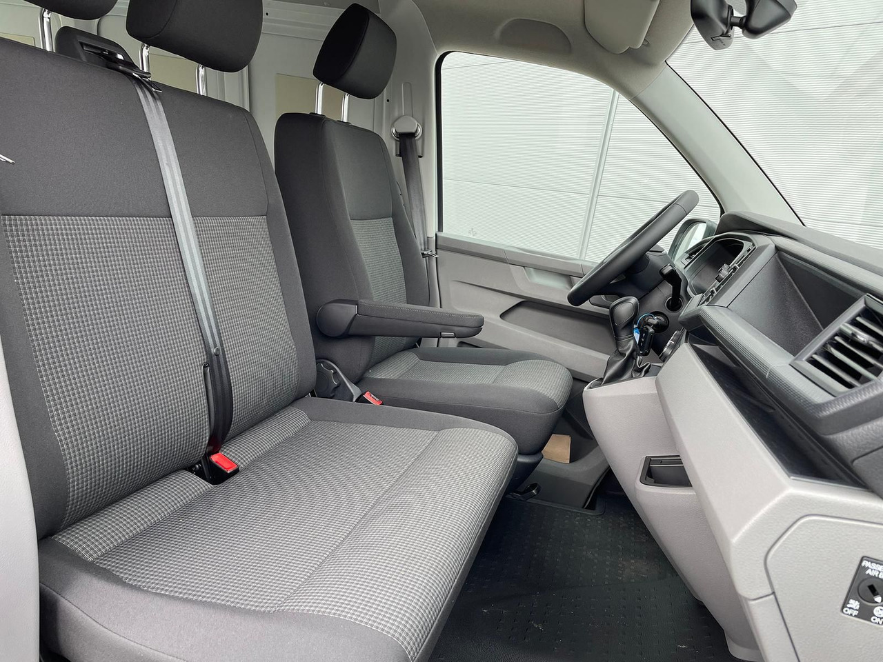 Krovininis mikroautobusas Volkswagen T6.1 Transporter Mixto lang 4M MFL LED TEMPOMAT: foto 18