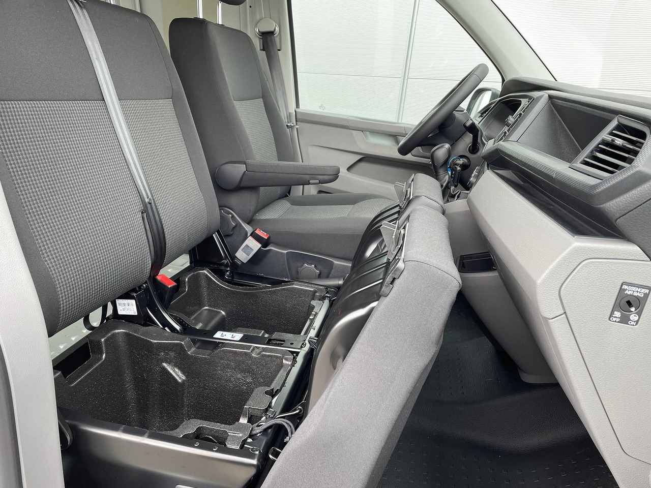 Krovininis mikroautobusas Volkswagen T6.1 Transporter Mixto lang 4M MFL LED TEMPOMAT: foto 19