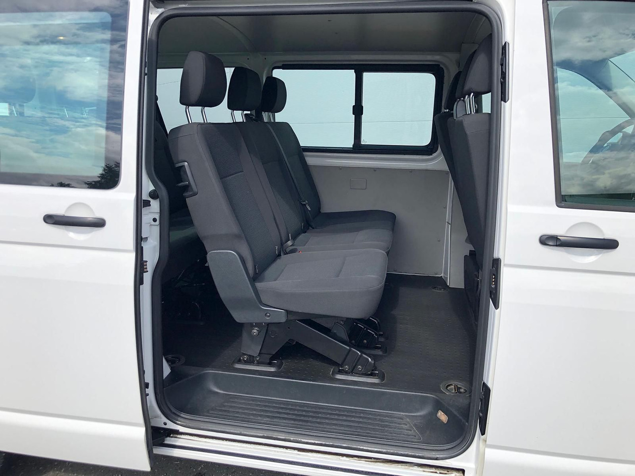 Universalas Volkswagen T6 Transporter 2.0 TDI Kombi lang 9-SITZE TEMP: foto 20