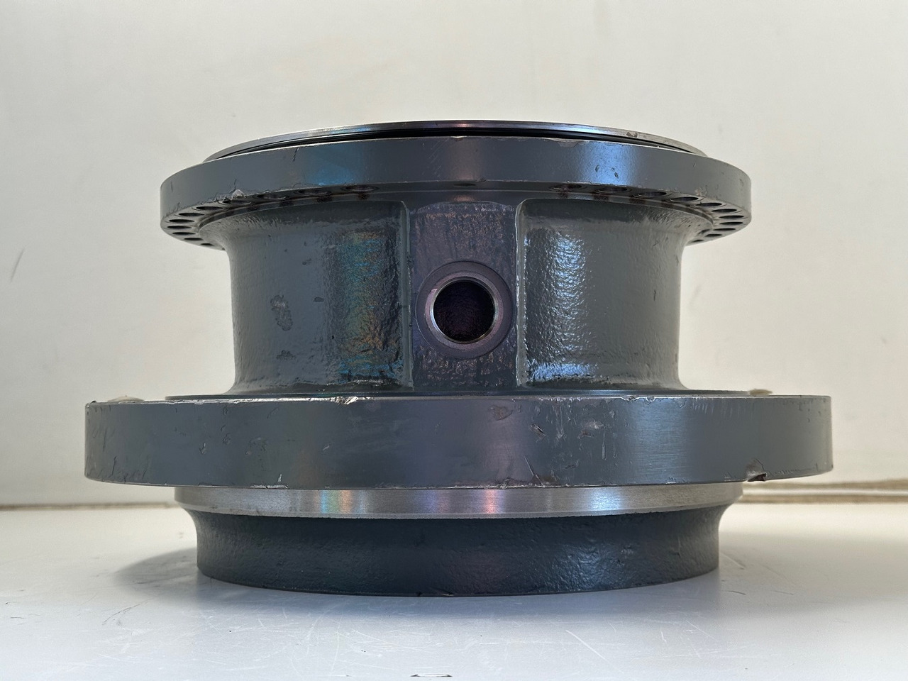Liebherr Abtriebswellengehäuse ID-Nr.90208566 inkl. beiden Kegelrollenlager ID-Nr.10030908 - ID-Nr.761001903. LH40, LH50, R926, R928, R930. #90208566.1903# - Pavarų dėžė ir dalys - Statybinė technika: foto 3 Liebherr Abtriebswellengehäuse ID-Nr.90208566 inkl. beiden Kegelrollenlager ID-Nr.10030908 - ID-Nr.761001903. LH40, LH50, R926, R928, R930. #90208566.1903# - Pavarų dėžė ir dalys - Statybinė technika: foto 3
